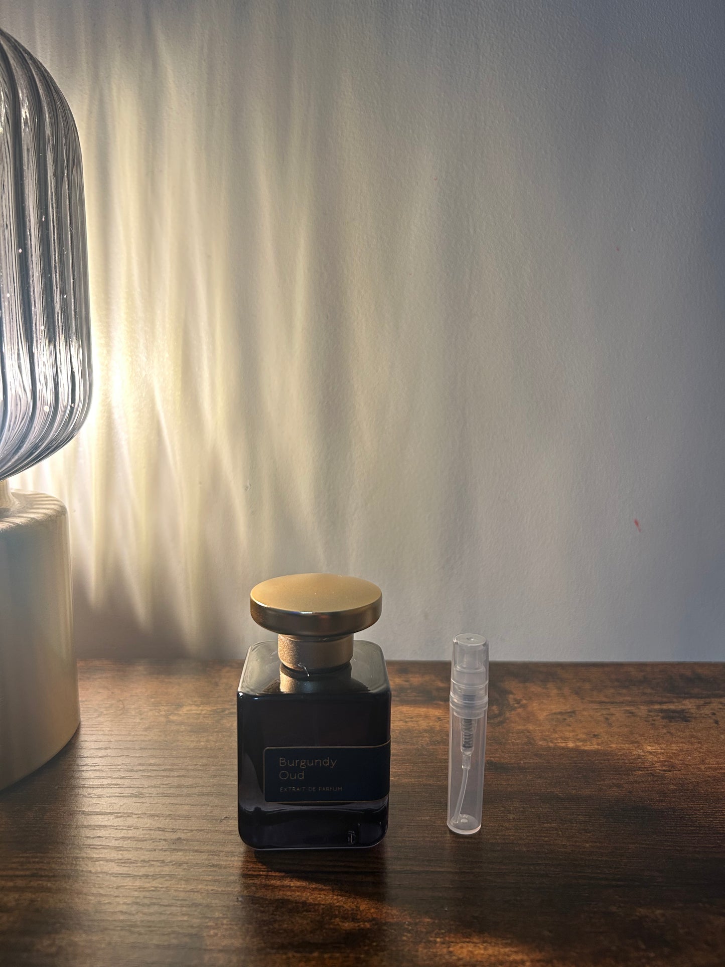 Atelier Materi Burgundy Oud sample